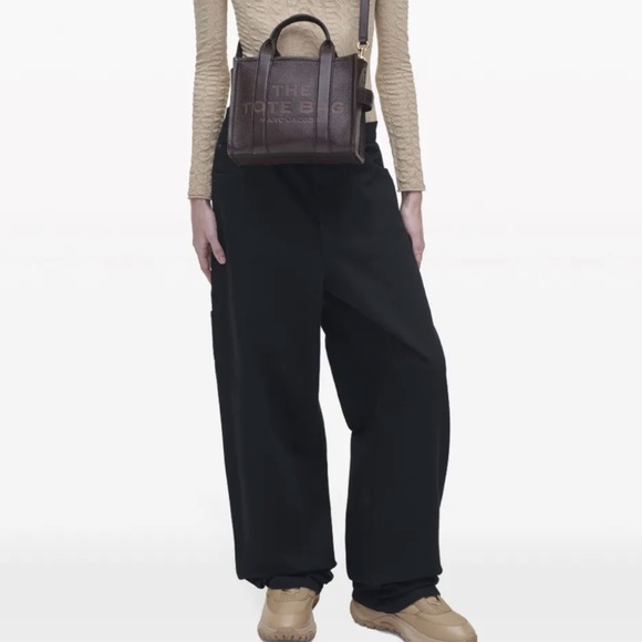 Marc Jacobs / The Leather Small Tote bag / color Ganache - Picture 3 of 5